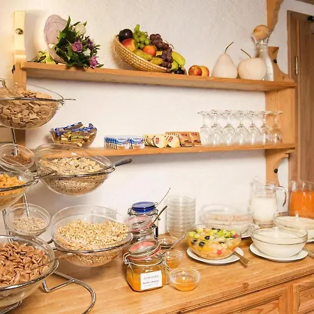 Cozy Holiday In With Many Extras *
