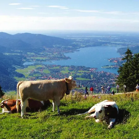 Cozy Holiday In With Many Extras * Bad Wiessee